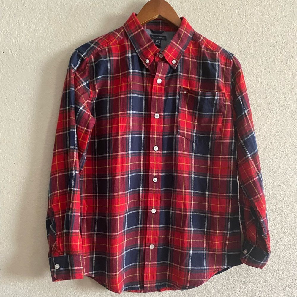 NWT Tommy Hilfiger Boys Plaid Cotton Red Long Sleeve Button Down Shirt Large